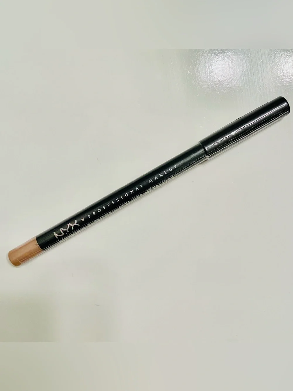 NYX Professional Makeup Metallic Eyeliner Rose Gold